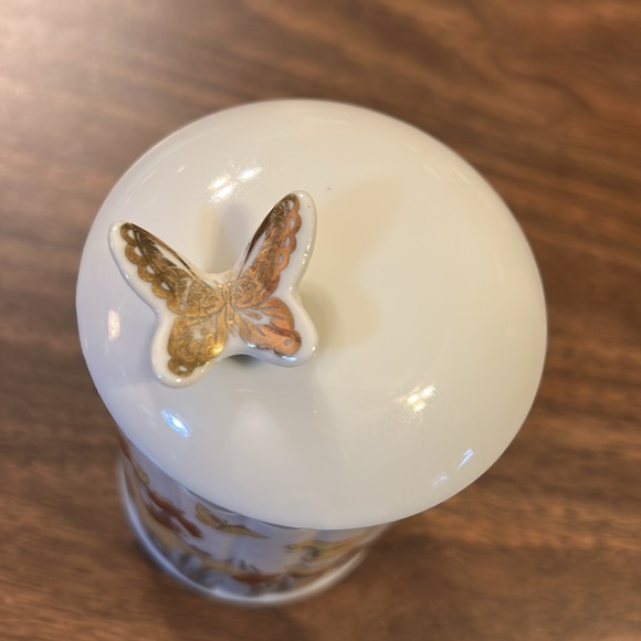 Butterfly Ceramic Container - Picture 3 of 9